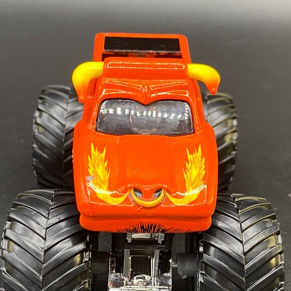 Monster Jam El Toro Loco 1:64 Diecast Monster Truck Spin Master Orange - Picture 3 of 16